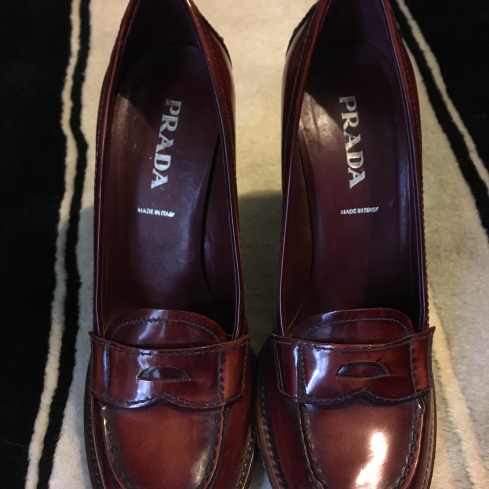 Prada patent leather brown heels
